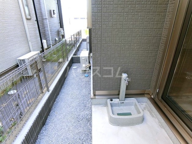 14/22 バルコニー