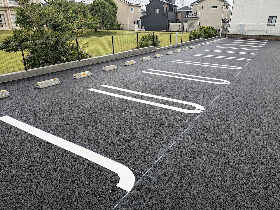 21/27 駐車場