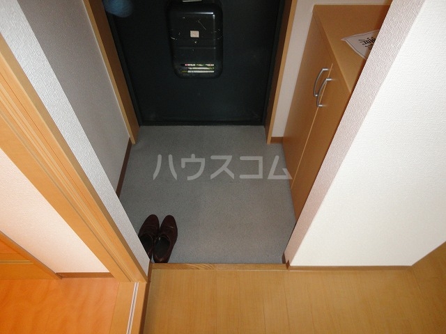 13/30 玄関