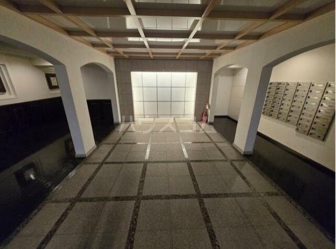 14/24 エントランス