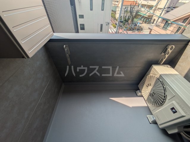 23/30 バルコニー