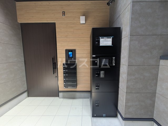 29/30 エントランス