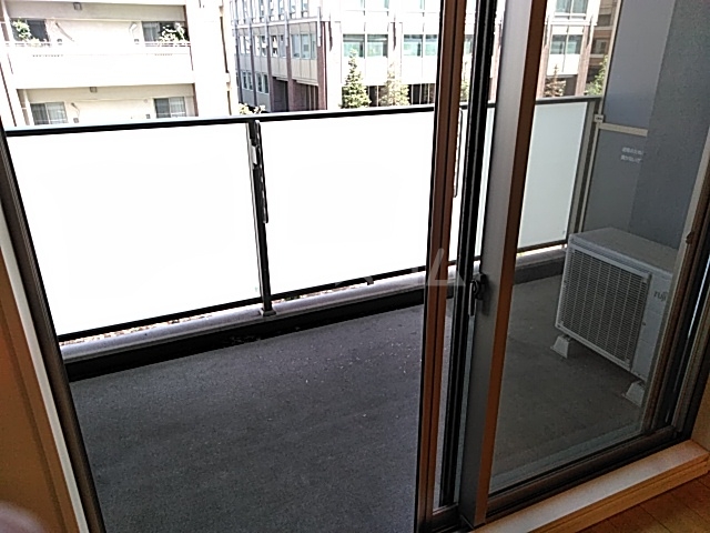 23/30 バルコニー