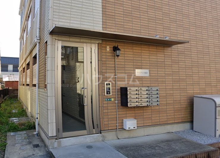 14/24 エントランス