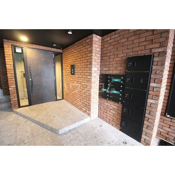 3/6 エントランス