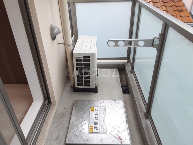 23/30 バルコニー