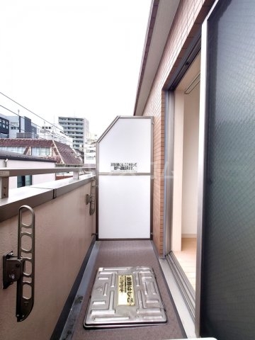 18/25 バルコニー