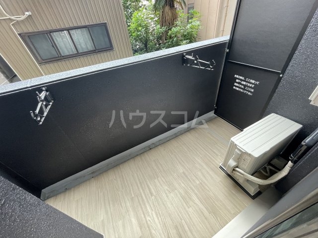 20/30 バルコニー