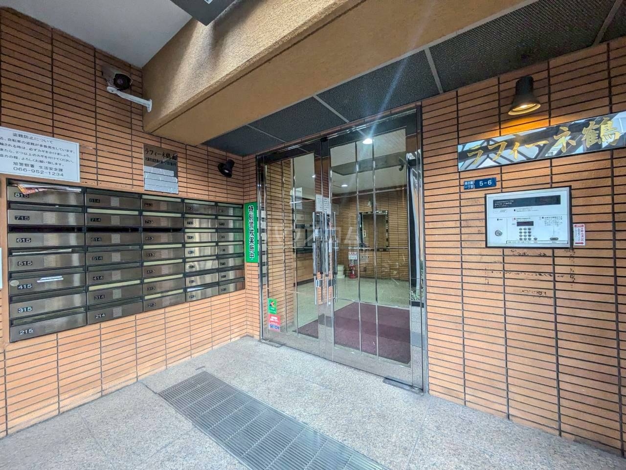 29/30 エントランス