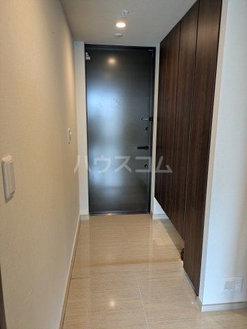 13/30 玄関