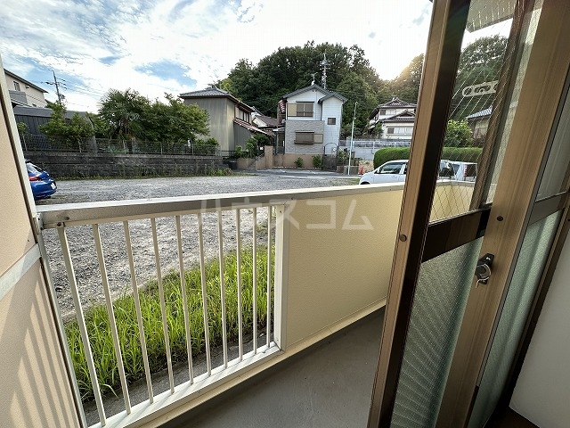 13/19 バルコニー