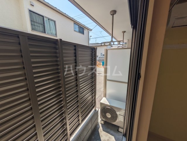 20/30 バルコニー