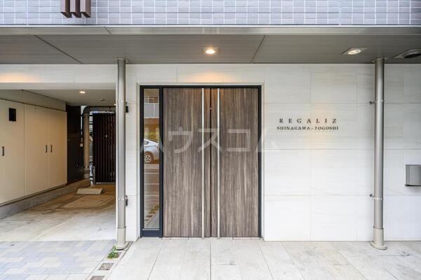 4/4 エントランス