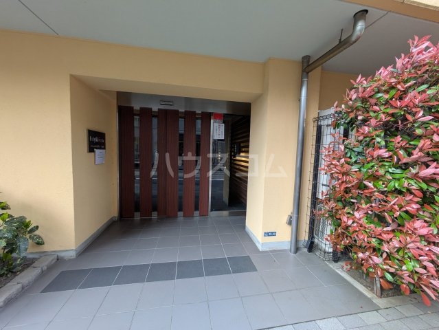 2/11 エントランス