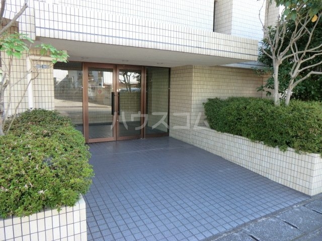 2/11 エントランス