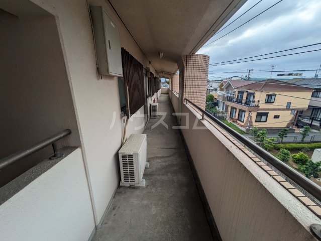 23/30 バルコニー