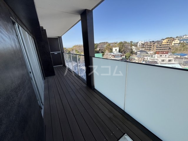 15/22 バルコニー
