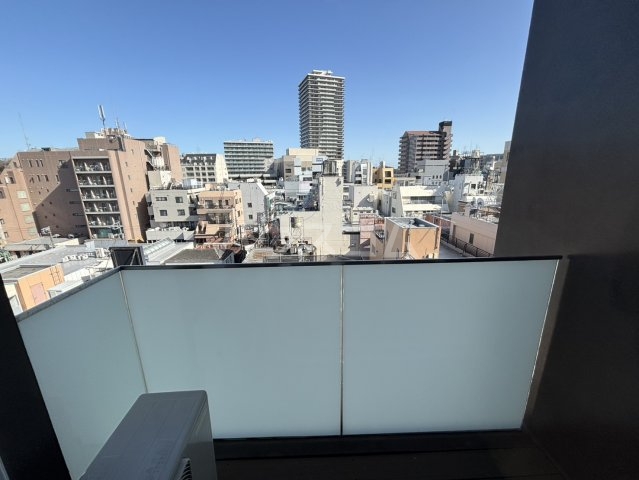 16/22 バルコニー