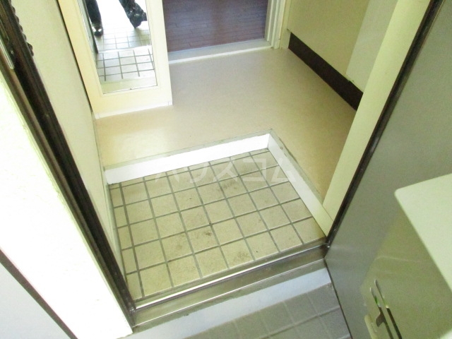 5/23 玄関