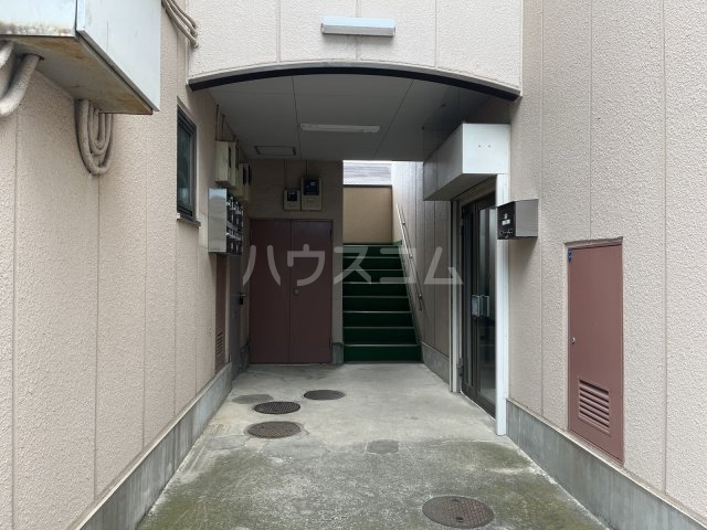 6/8 エントランス