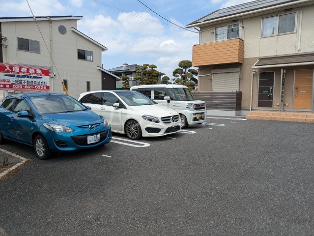 21/22 駐車場