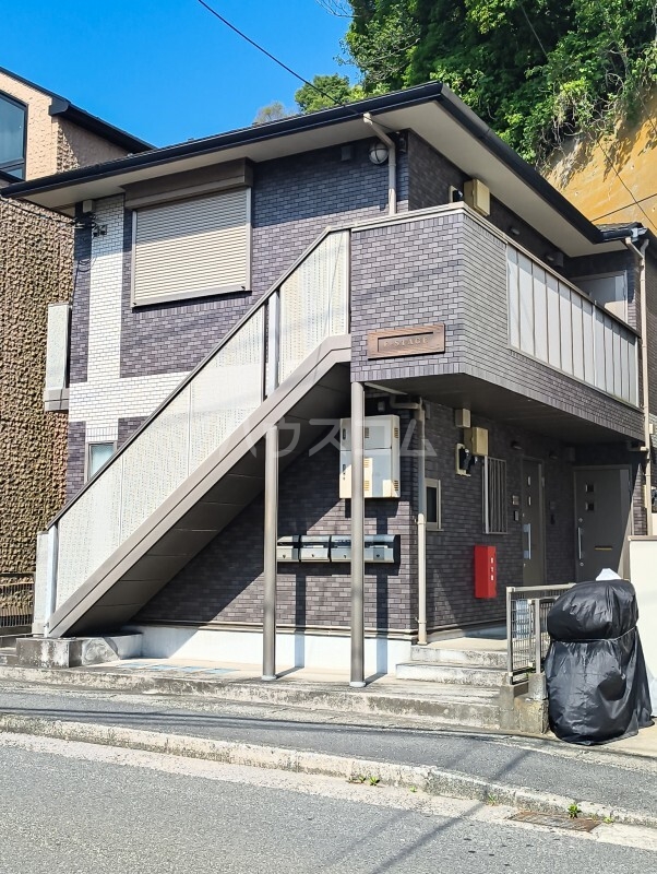 2/2 エントランス