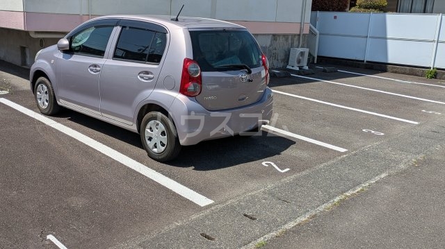 17/20 駐車場