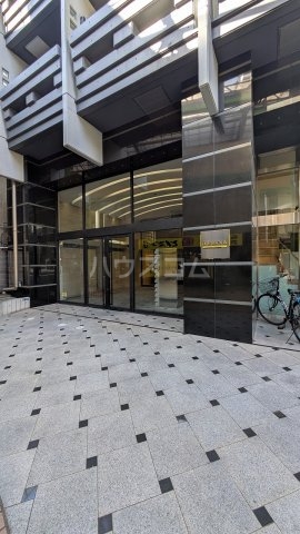 3/4 エントランス