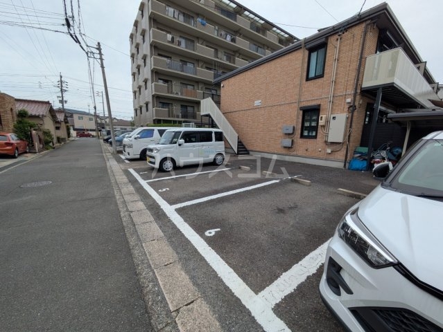 3/7 駐車場