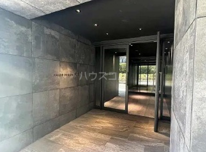 3/6 エントランス