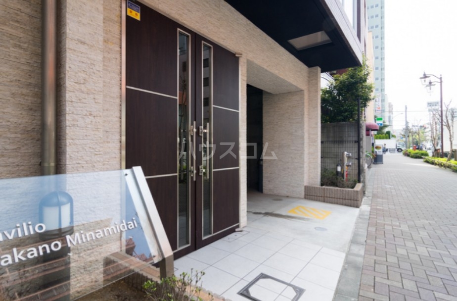 6/8 エントランス