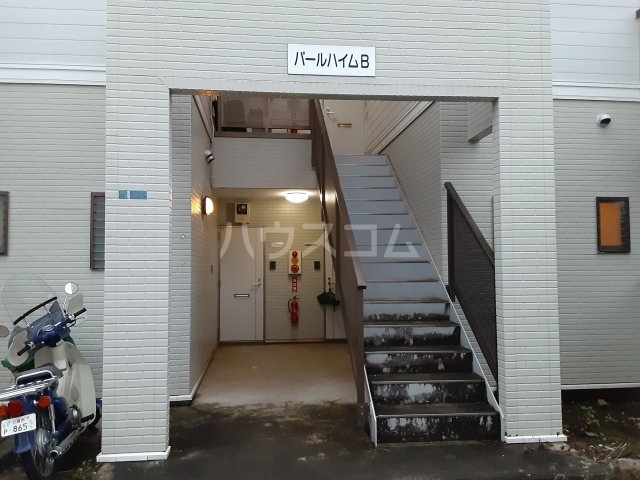 2/4 エントランス