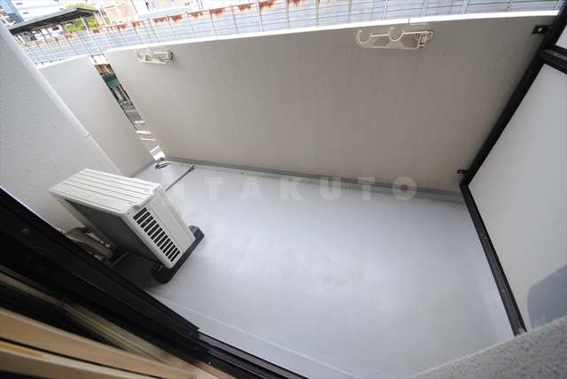 21/30 バルコニー