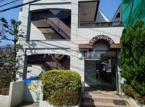 2/6 エントランス