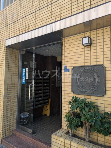 17/27 エントランス