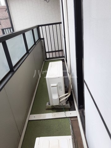 20/30 バルコニー