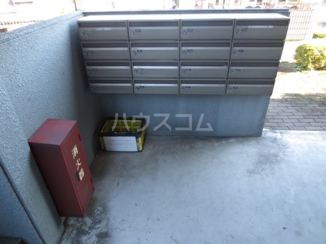 17/28 エントランス