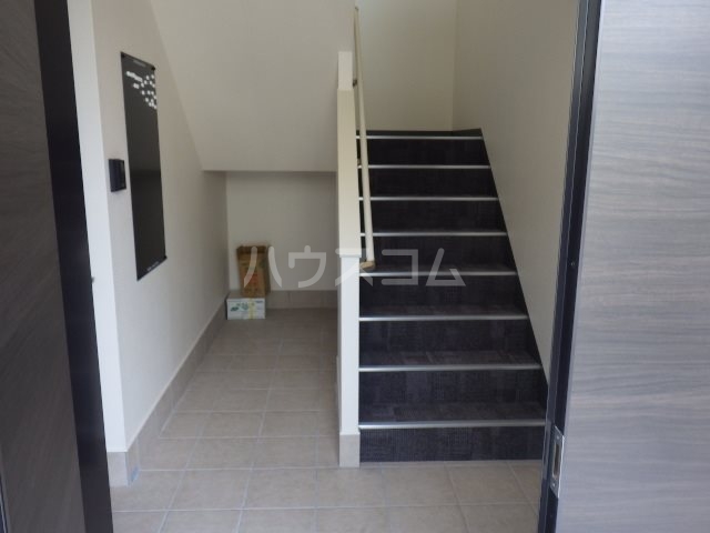 16/24 エントランス