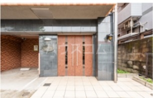 9/11 エントランス