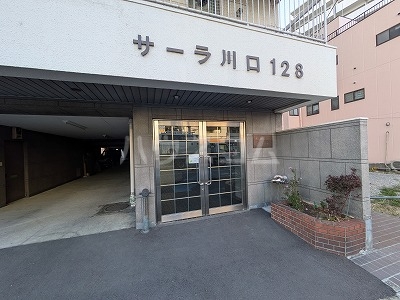 29/30 エントランス