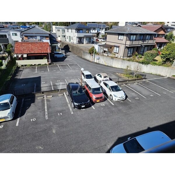 9/10 駐車場