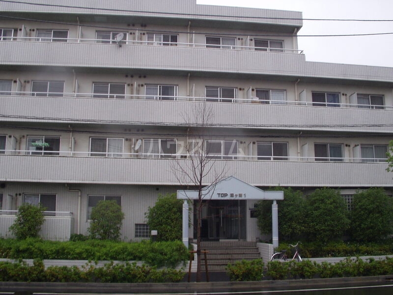 14/19 エントランス