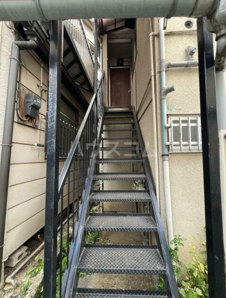 2/8 エントランス