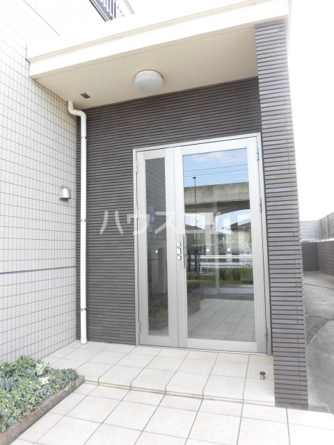 15/24 エントランス