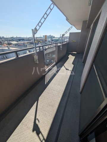 20/30 バルコニー