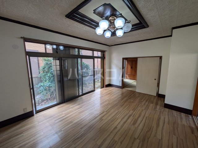 2/30 リビング/ダイニング