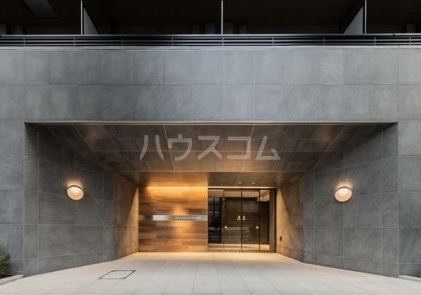 29/30 エントランス