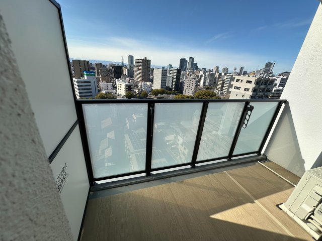 21/30 バルコニー