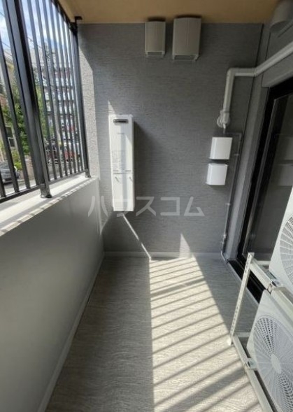 17/30 バルコニー