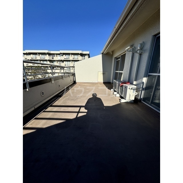 15/21 バルコニー